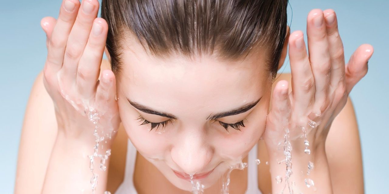 5 Habits of People With Great Skin